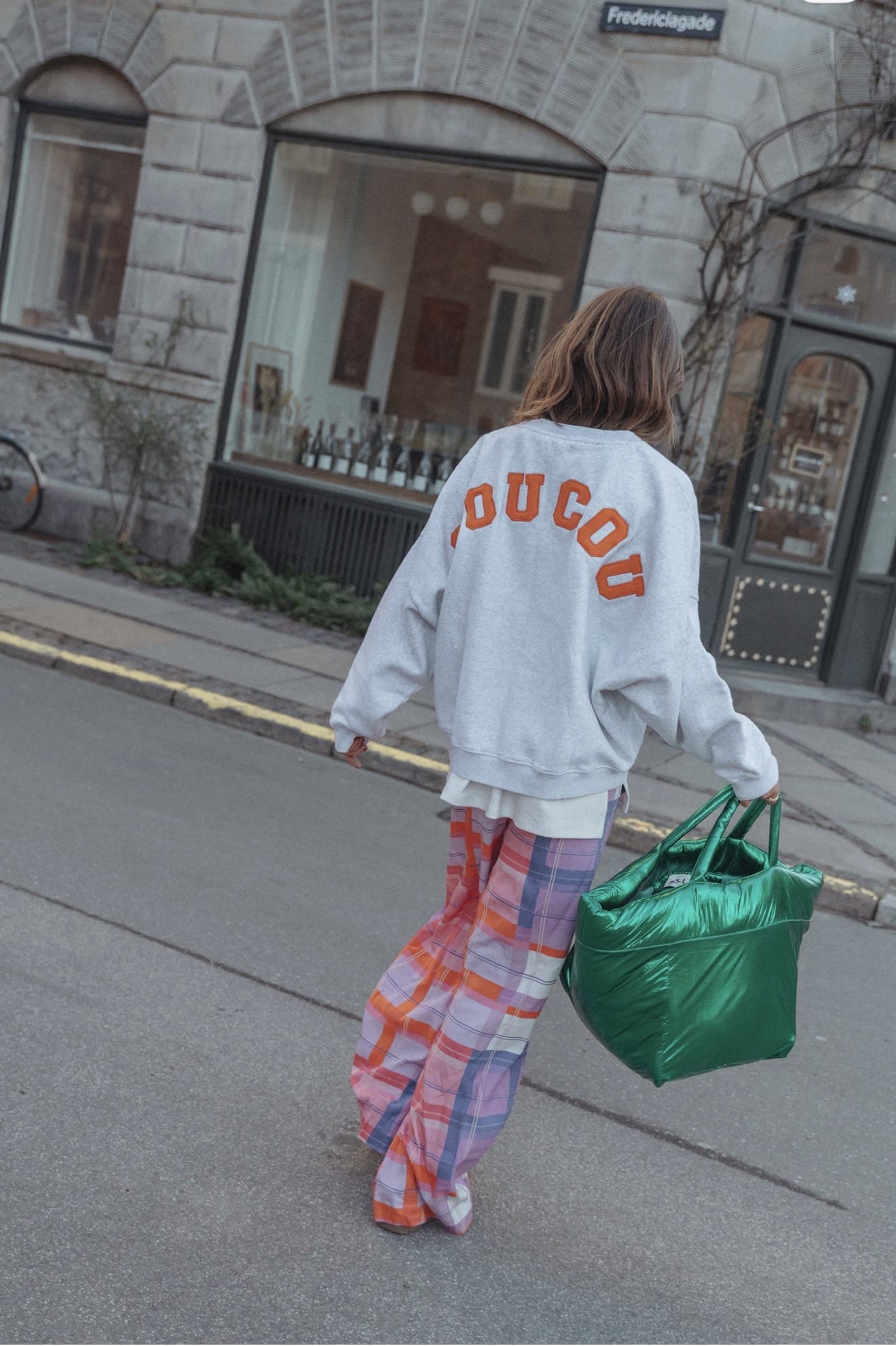 Coucou One size Joseph sweater - Light grey with orange letters