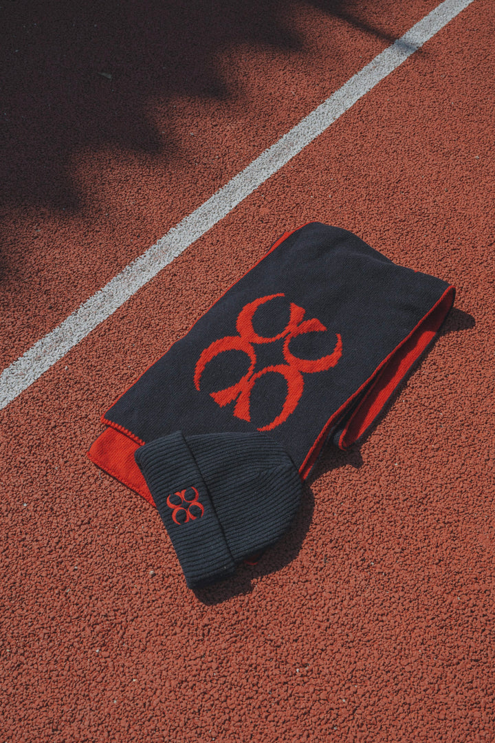 Avocado beanie - Navy with red logo