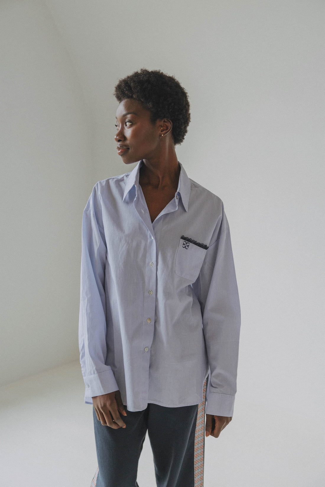 Coucou Moon blouse - Navy stripes with lace details
