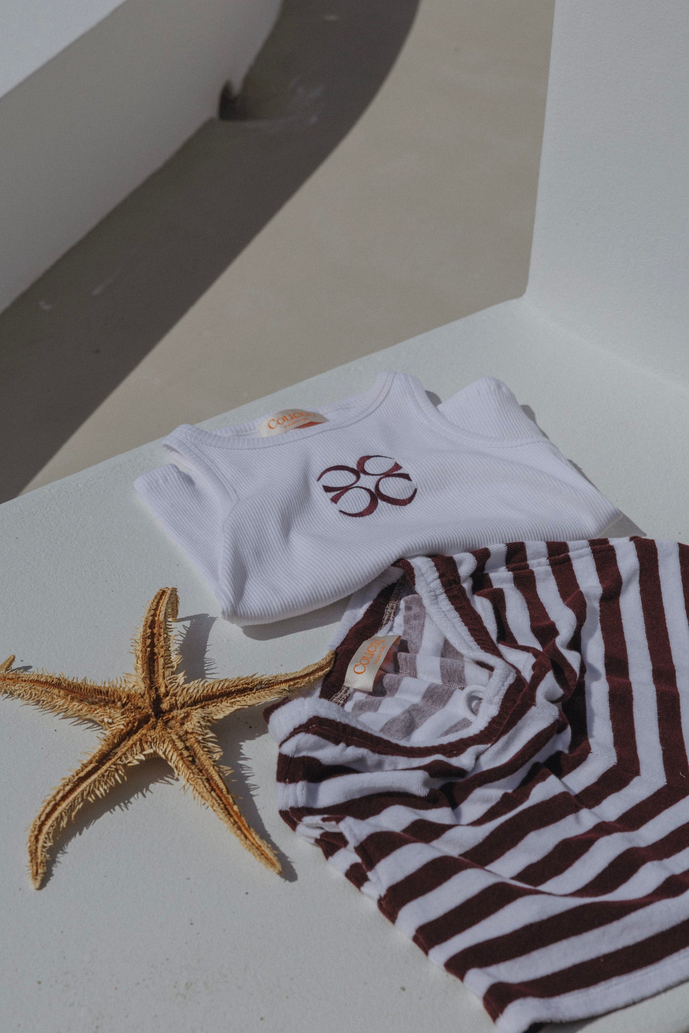 Coucou Bali tank top - White with bordeaux logo