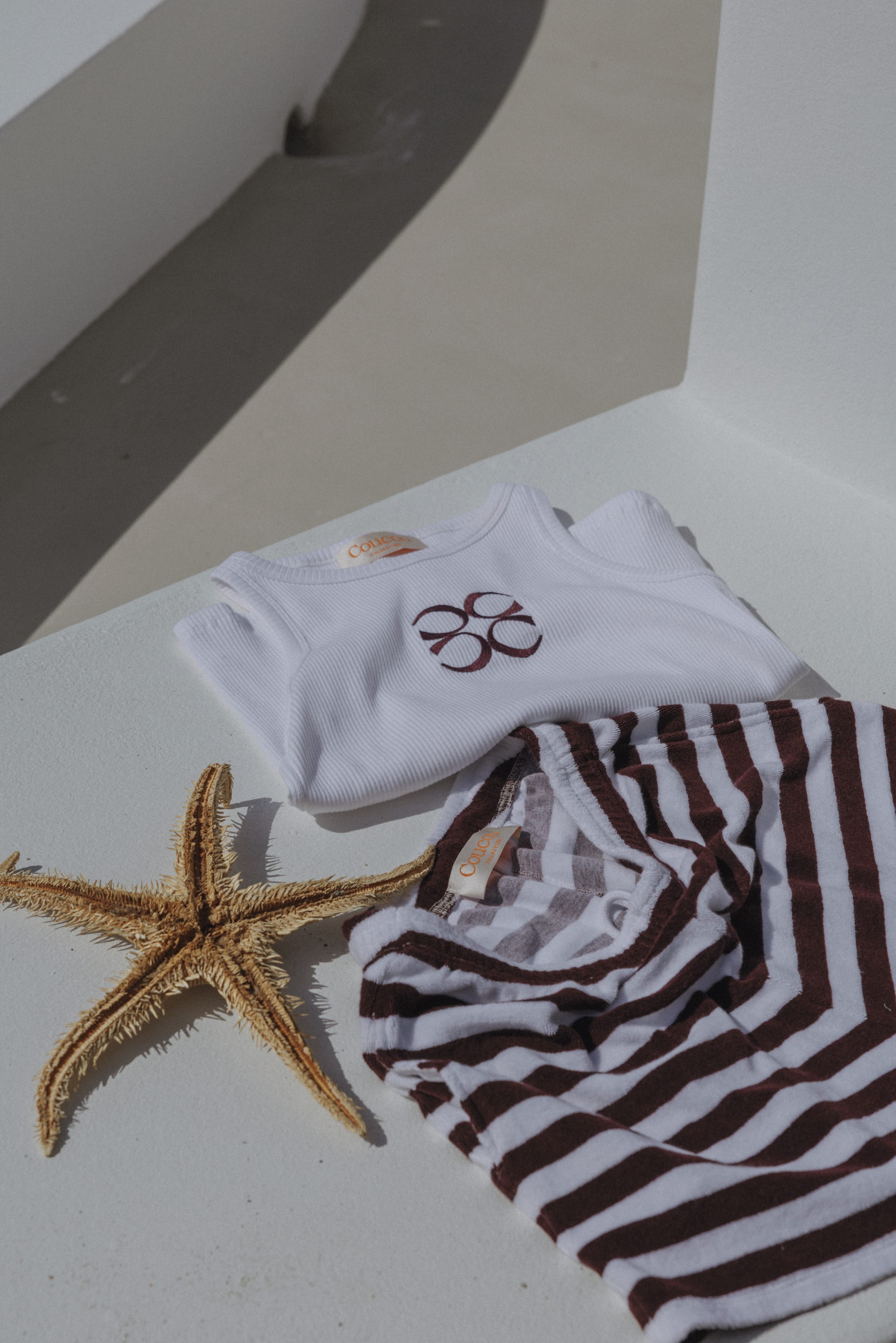 Coucou Bali tank top - White with bordeaux logo